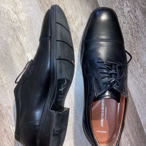 Johnston & Murphy black shoes - Picture 3 of 3